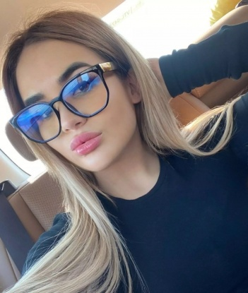 Ева